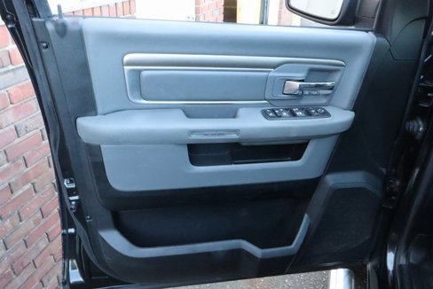 Used 2016 RAM 1500 Big Horn image 9