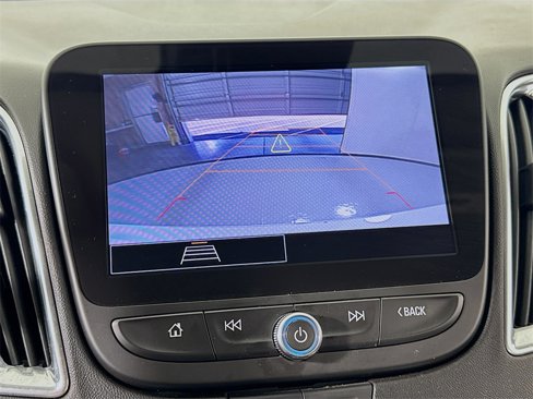 Used 2021 Chevrolet Malibu LT image 27