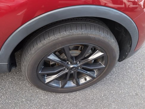 Used 2019 Ford Explorer XLT w/ Equipment Group 202A image 9