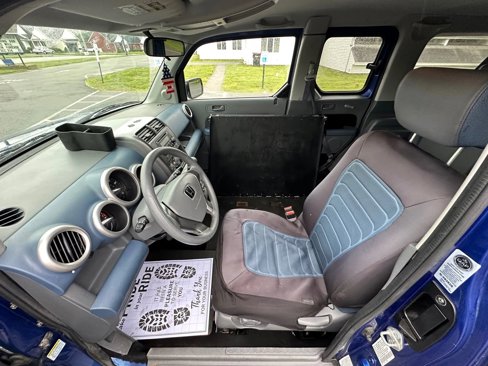 Used 2005 Honda Element EX image 9