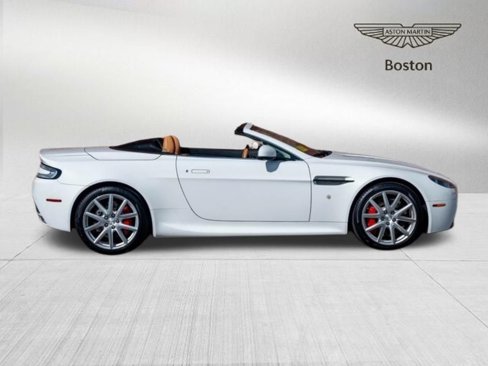 Used 2015 Aston Martin V8 Vantage Roadster image 24