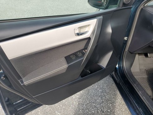 Used 2017 Toyota Corolla LE image 10