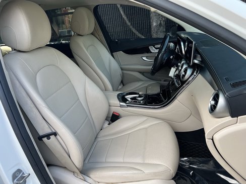 Used 2017 Mercedes-Benz GLC 300 image 31