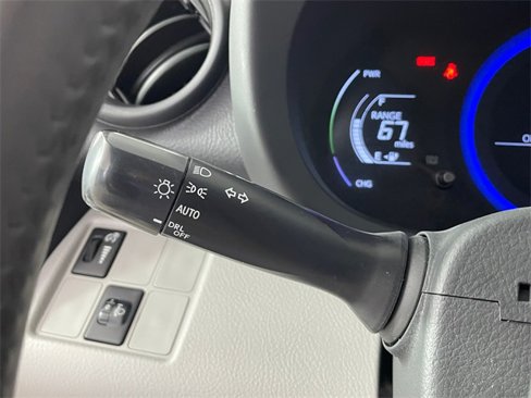 Used 2014 Toyota RAV4 EV image 14