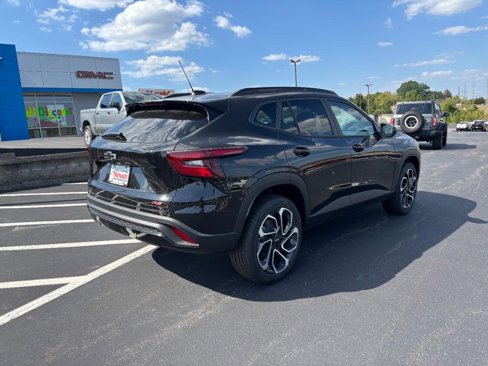 New 2026 Chevrolet Trax RS image 3