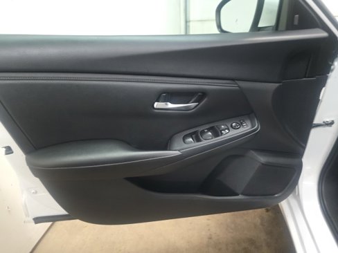 Used 2023 Nissan Sentra SV image 16