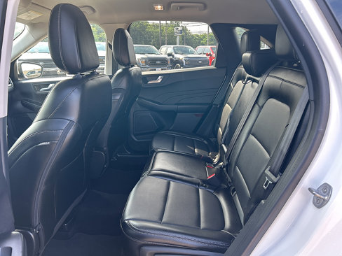 Certified 2022 Ford Escape SEL image 10