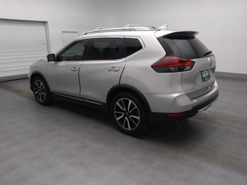 Used 2018 Nissan Rogue SL w/ Premium Package image 3