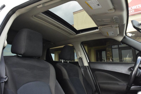 Used 2014 Nissan Juke SV image 36