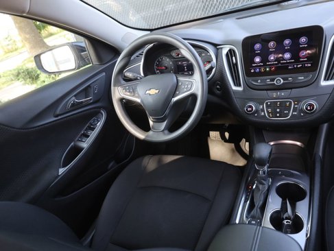 Used 2023 Chevrolet Malibu LT image 19
