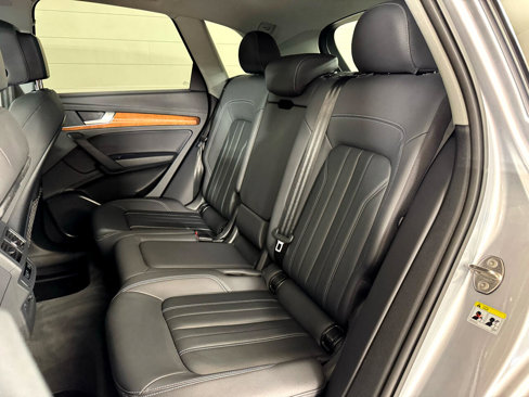 Used 2023 Audi Q5 2.0T Premium w/ Convenience Package image 30