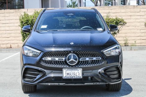 Certified 2025 Mercedes-Benz GLA 250 4MATIC image 2