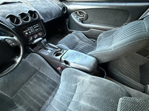 Used 2000 Pontiac Firebird Formula w/ Opt Pkg image 24