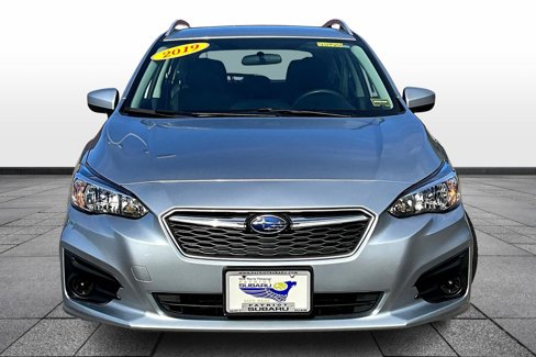 Used 2019 Subaru Impreza 2.0i Premium image 3