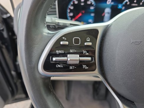 Certified 2020 Mercedes-Benz GLE 450 4MATIC image 26