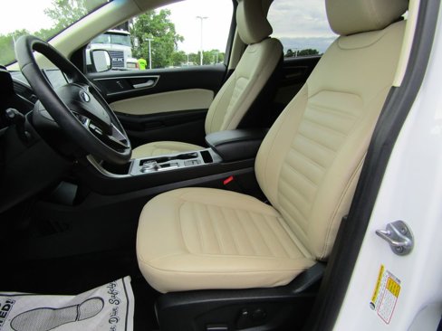 Used 2022 Ford Edge SEL w/ Convenience Package image 11