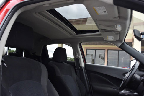 Used 2017 Nissan Juke SV image 38