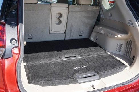 Used 2019 Nissan Rogue SV w/ Premium Package image 8