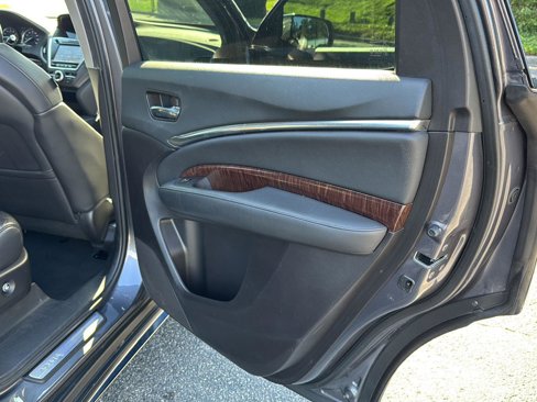 Used 2020 Acura MDX FWD image 13
