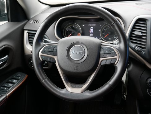 Used 2015 Jeep Cherokee Trailhawk w/ Leather Interior Group image 12