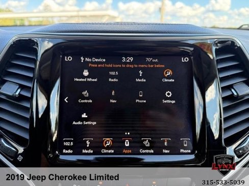 Used 2019 Jeep Cherokee Limited w/ Technology Group image 20