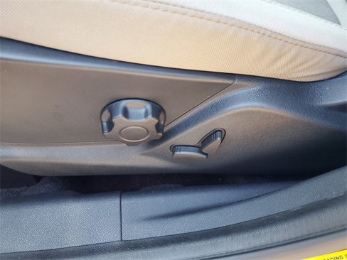 Used 2020 Ford EcoSport SE w/ SE Convenience Package image 20