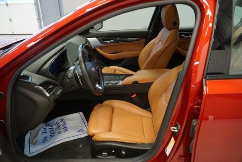 Used 2021 Cadillac CT5 V w/ Platinum Package image 15