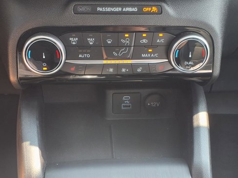 Certified 2022 Ford Escape SEL image 19