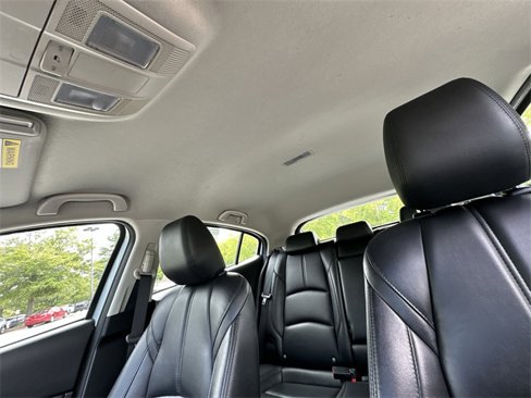 Used 2018 MAZDA MAZDA3 Touring image 22