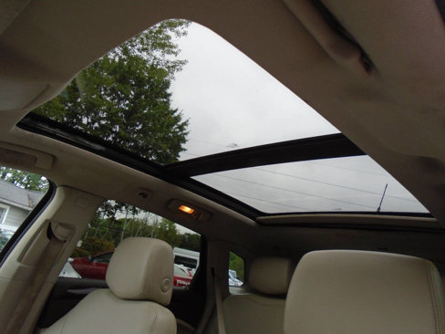Used 2013 Cadillac SRX Luxury w/ Driver Awareness Package image 10