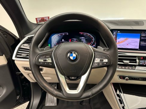 Used 2020 BMW X5 xDrive40i w/ Premium Package image 18
