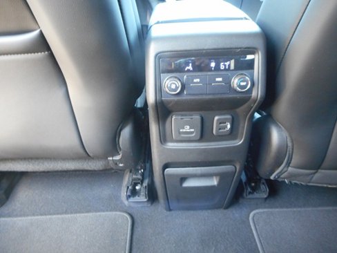 Used 2019 GMC Acadia SLT image 16