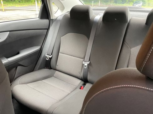 Used 2023 Kia Forte LXS image 35