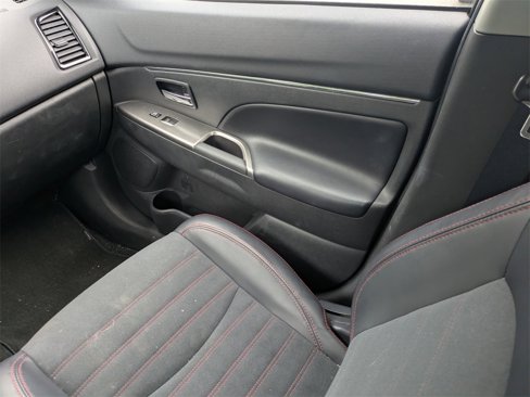 Used 2024 Mitsubishi Outlander Sport ES image 19