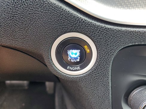 Used 2012 Dodge Charger SE image 24