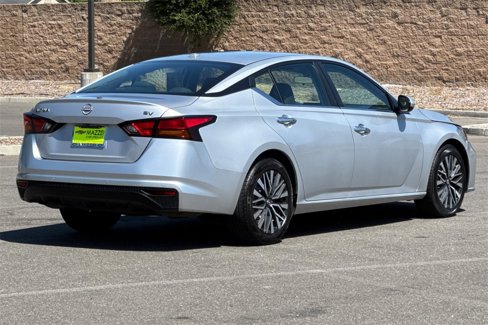 Used 2023 Nissan Altima 2.5 SV image 9