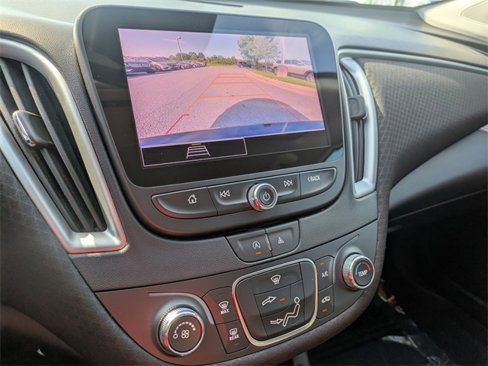 Used 2023 Chevrolet Malibu LS image 11