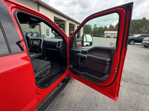 Used 2016 Ford F150 XLT w/ Equipment Group 302A Luxury image 35