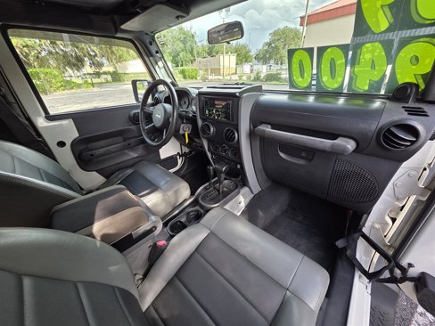 Used 2009 Jeep Wrangler X image 18