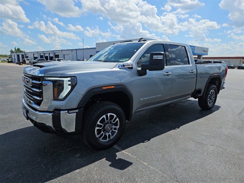 New 2025 GMC Sierra 2500 SLE image 1