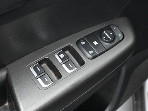 Used 2020 Kia Sportage LX image 13