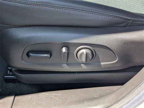 Used 2022 Buick Encore GX Select image 15