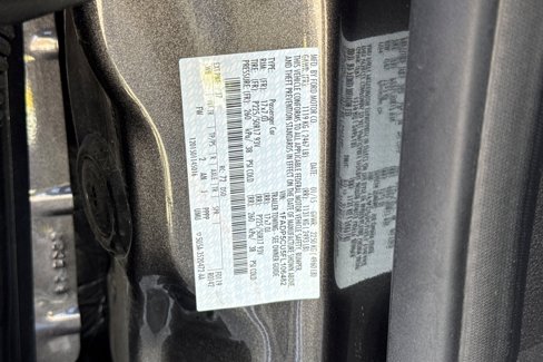 Used 2015 Ford C-MAX Energi SEL image 20