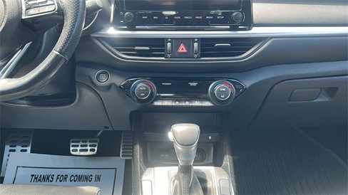 Used 2022 Kia Forte GT-Line w/ GT-Line Premium Package image 17