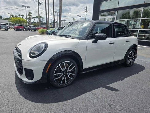 New 2025 MINI Cooper S image 2