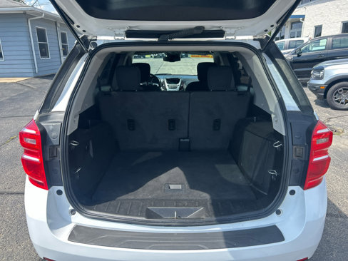 Used 2017 Chevrolet Equinox LT w/ Convenience Package image 22