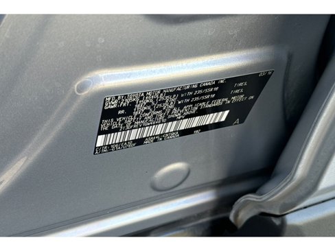 Used 2016 Toyota RAV4 Limited image 31
