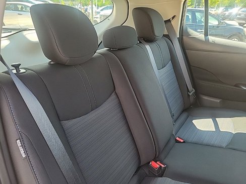 Certified 2023 Nissan Leaf S image 14