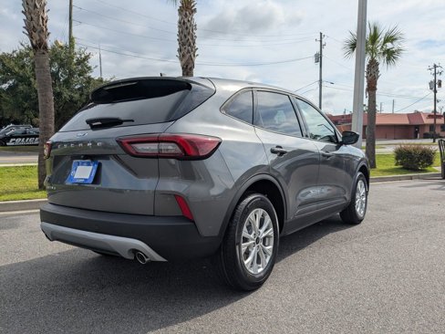 New 2025 Ford Escape Active image 7