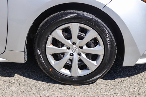 Used 2024 Toyota Corolla LE image 12